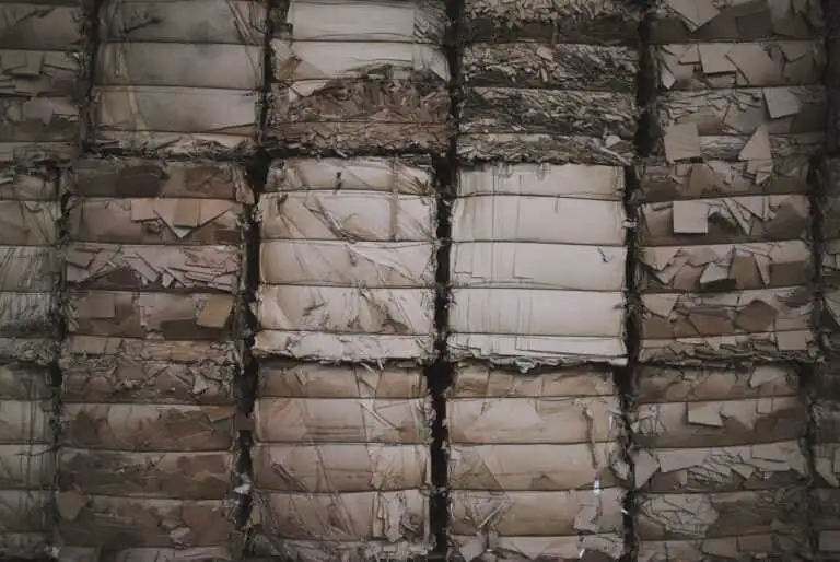 paczki materiałów do&nbsp;recyklingu